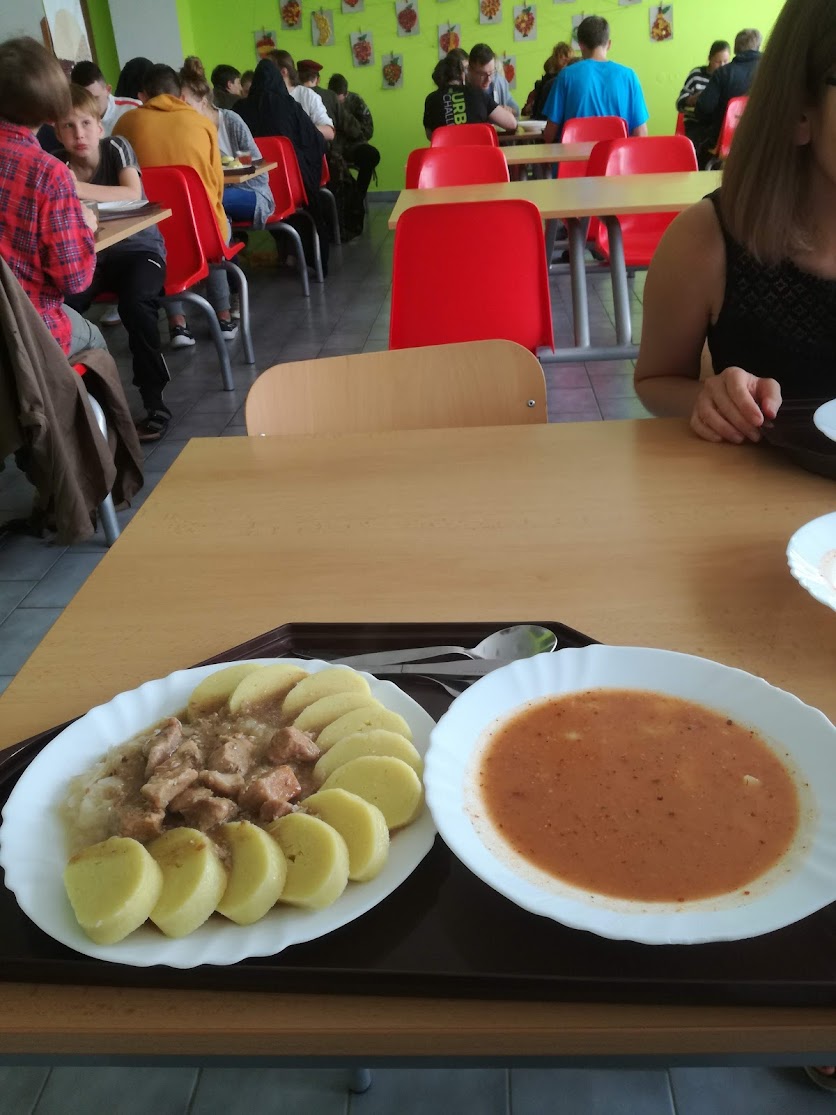 Ve školní jídelně vaří skvěle!